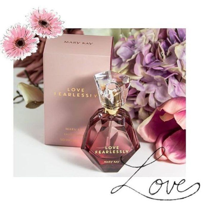 Eau de parfun " Love Fearlessly "